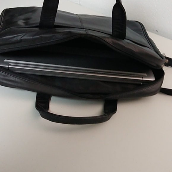 GENUINE LEATHER LAPTOP, BRIEFCASE, TRAVEL, MESSENGER BAG - Picture 13 of 15